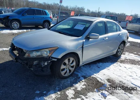 2009 Honda Accord 2.4 Ex-L z USA, uszkodzony, nr VIN 1HGCP26809A096724